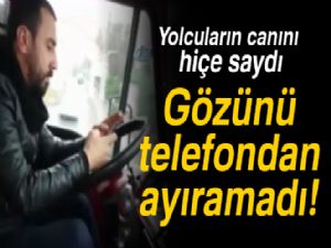 Minibüs şoförü seyir halinde telefonla mesajlaştı