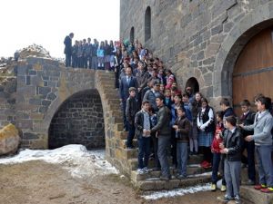 Yakutiye'den öğrencilere canlı tarih 