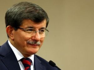 Türkiye Suriye'ye girecek iddiası Davutoğlu'na soruldu