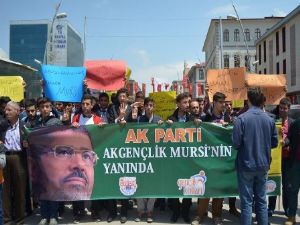 Erzurum Mursi için yürüdü