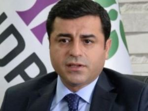 Selahattin Demirtaş'tan MHP'ye barış çağrısı