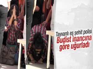 Tayvanlı eş şehit polisi Budist ibadetiyle uğurladı