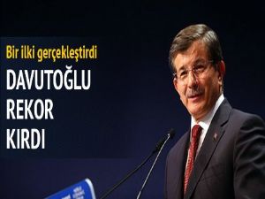 Davutoğlu Facebook'ta erişim rekoru kırdı