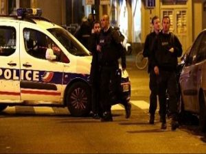 Paris'te düzenlenen ve en az 160 kişinin öldüğü saldırıları IŞİD terör örgütü üstlendi.