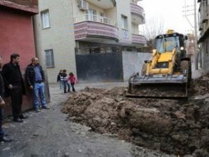 PKK'ya hizmet eden belediyelerin iş makinelerine el kondu