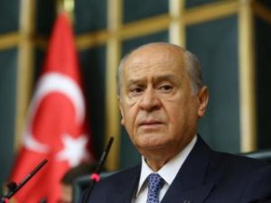 Bahçeli: HDP'lilerin fezlekeleri bekletilmemeli