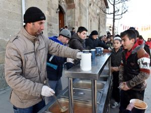 Erzurumlular, sabah namazında buluştu.