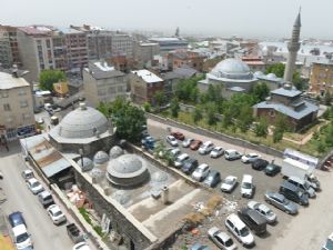 Erzurum'a bir tarihi meydan daha geliyor