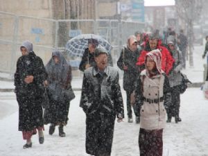 Erzurum beyaz gelinliğini giydi