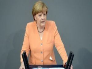 Merkel: Terörle yaşamak istemiyoruz