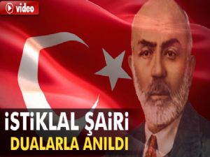 Milli şair Mehmet Akif Ersoy kabri başında anıldı