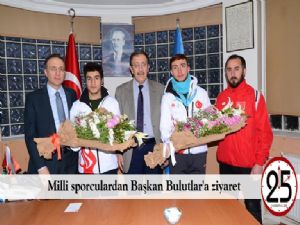  Milli sporculardan Başkan Bulutlar'a ziyaret