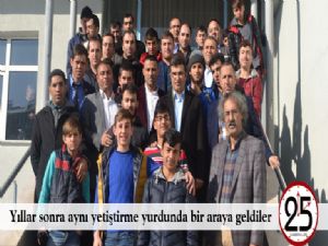  Yıllar sonra aynı yetiştirme yurdunda bir araya geldiler