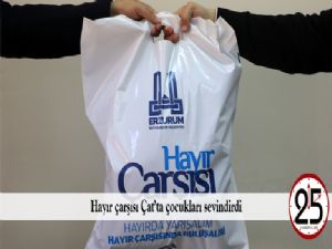  Hayır çarşısı Çat'ta çocukları sevindirdi