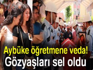 Aybüke öğretmen için tören düzenlendi