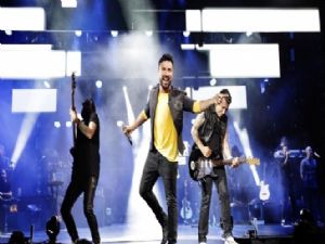 Tarkan'ın Harbiye konserlerini 1.2 milyon kişi takip etti