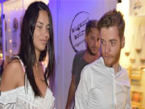 Adriana Lima, Metin Hara'nın elini bir an olsun bırakmadı