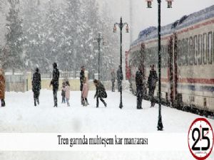  Tren garında muhteşem kar manzarası 