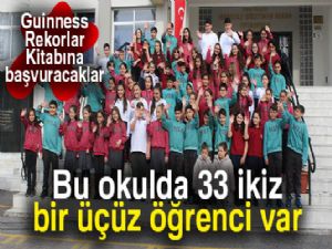 Bu okulda 33 ikiz, bir üçüz öğrenci var