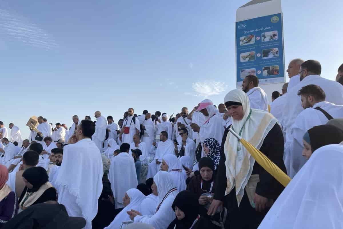 1 milyon hacı adayı Arafat'ta buluştu