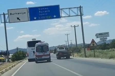 Ambulansa yol vermeyen otobüs kilometrelerce yoluna devam etti