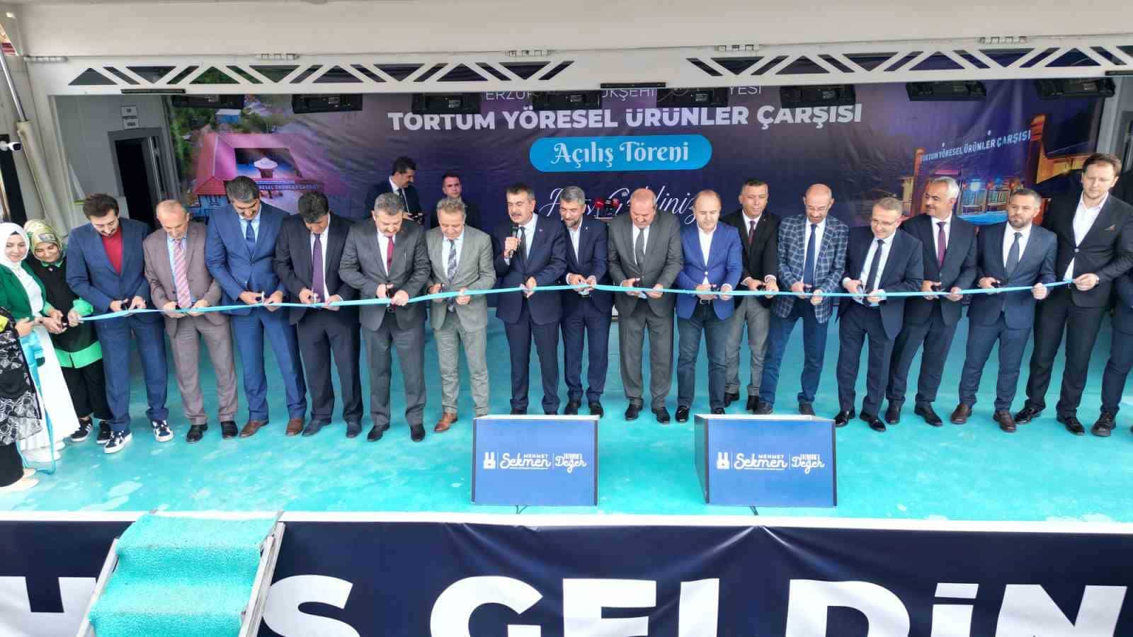 Büyükşehir Tortum’da yöresel ürünler çarşısı açtı