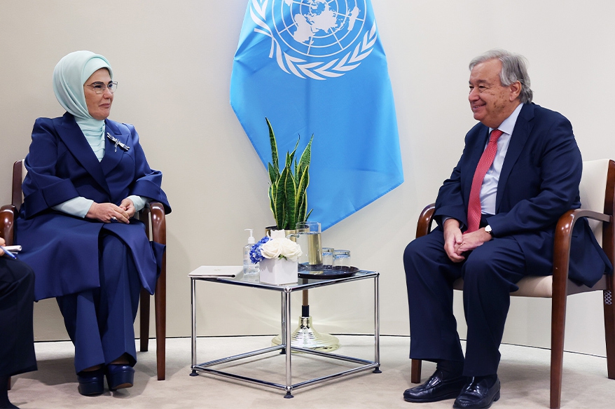 Emine Erdoğan, BM Genel Sekreteri Antonio Guterres'le görüştü