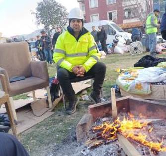 Erzurum'da evine gitmeyen şahsın çöken duvar altında cansız bedeni bulundu