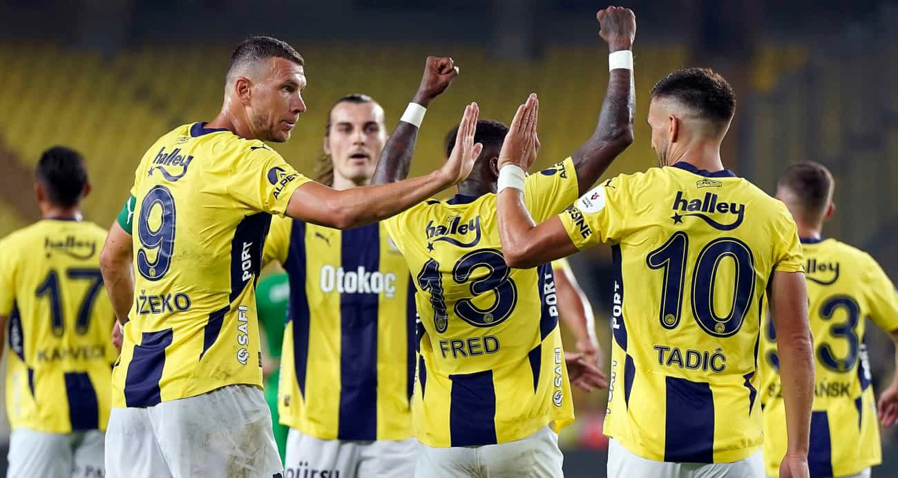 Fenerbahçe, UEFA listesini güncelledi