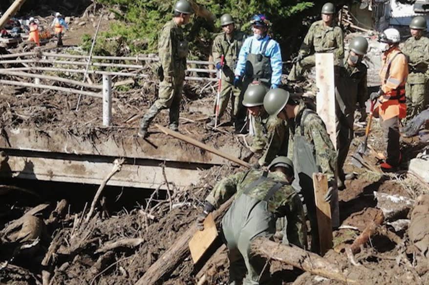 Japonya'daki sel ve toprak kaymalarında ölü sayısı 11'e yükseldi