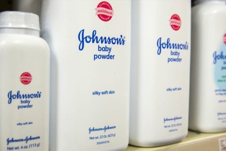 Johnson & Johnson, bebek pudrasının satışını durduracak