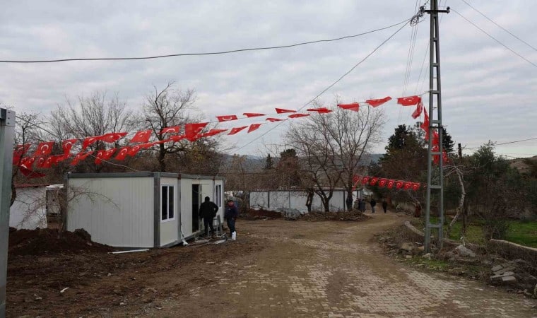 Kahramanmaraşlı şehidin konteyner kentteki baba ocağında hüzün hakim