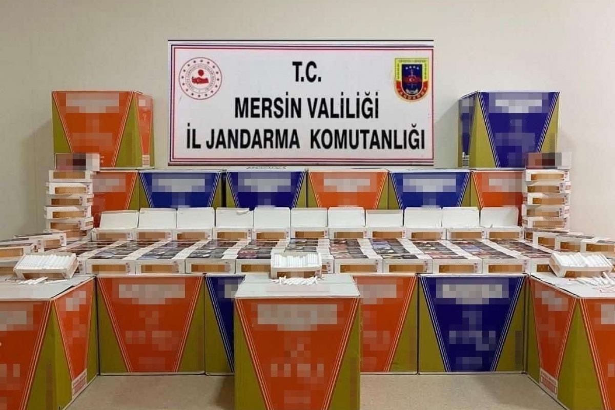 Mersin'de bin makaron ve 40 kilo tütün ele geçirildi