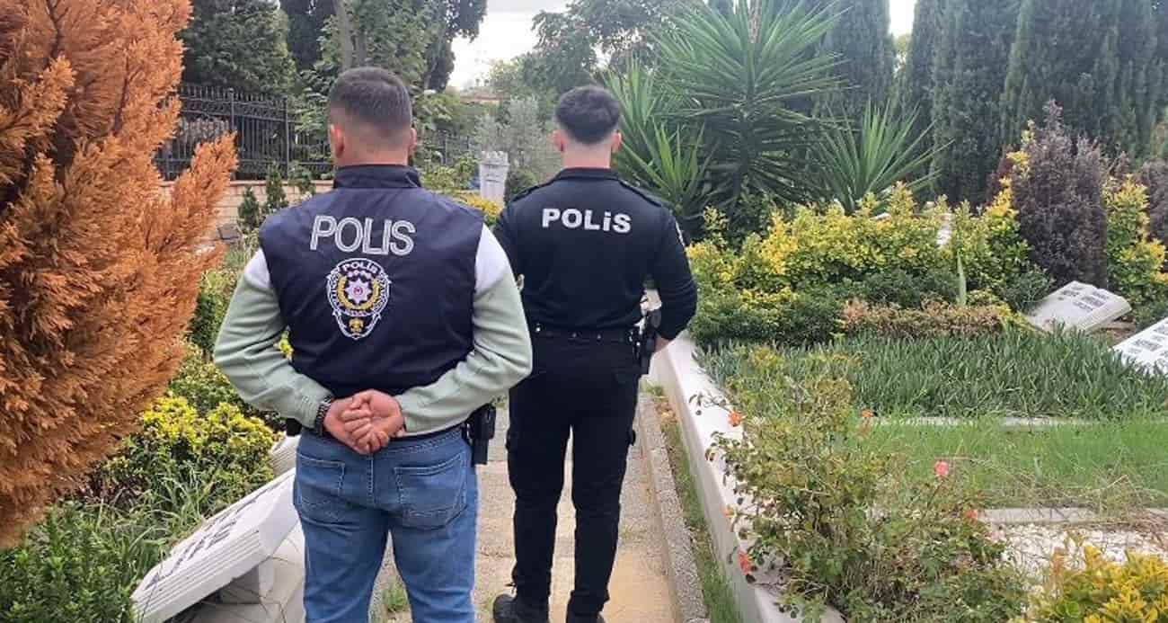 Polis, Cem Garipoğlu’nun kabrinin bulunduğu mezarlıkta nöbet tutuyor