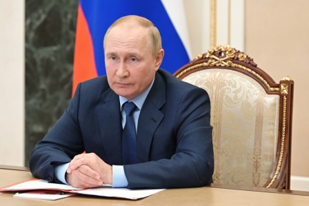 Putin, 120 bin kişinin askere alınmasına ilişkin kararnameyi imzaladı