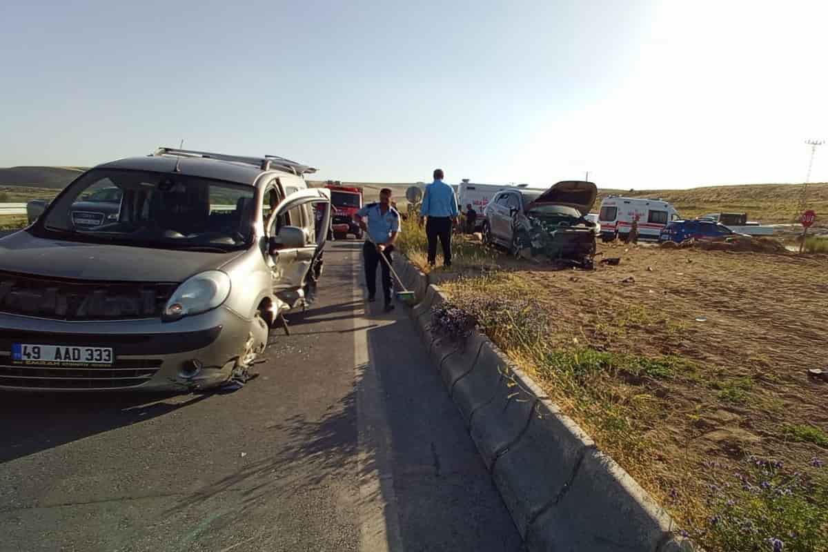 Tatvan'da trafik kazası: 5 yaralı