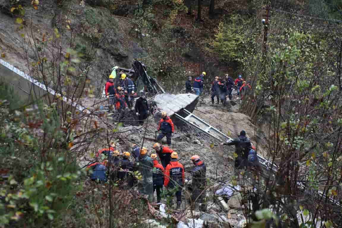 Zonguldak’ta göçük altındaki anne ve oğulun cenazelerine ulaşıldı